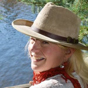 Meet your Posher, Karen